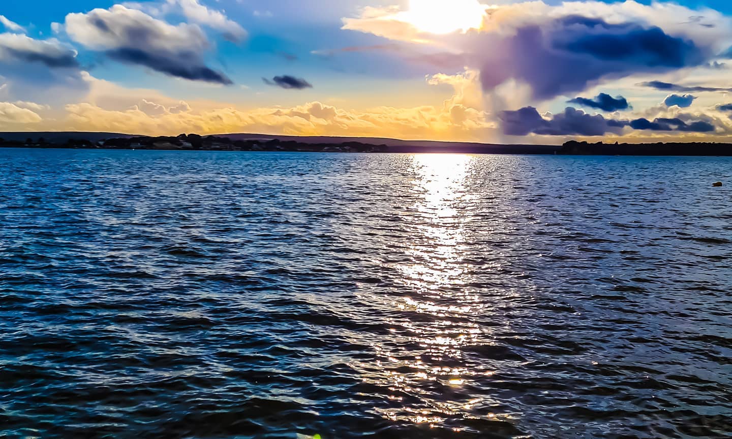 So day out the house and stroll along sandbanks looking towards Brownsea #instagood #instaphoto #dorset #brownseaisland #scouting #poole #sandbanks
